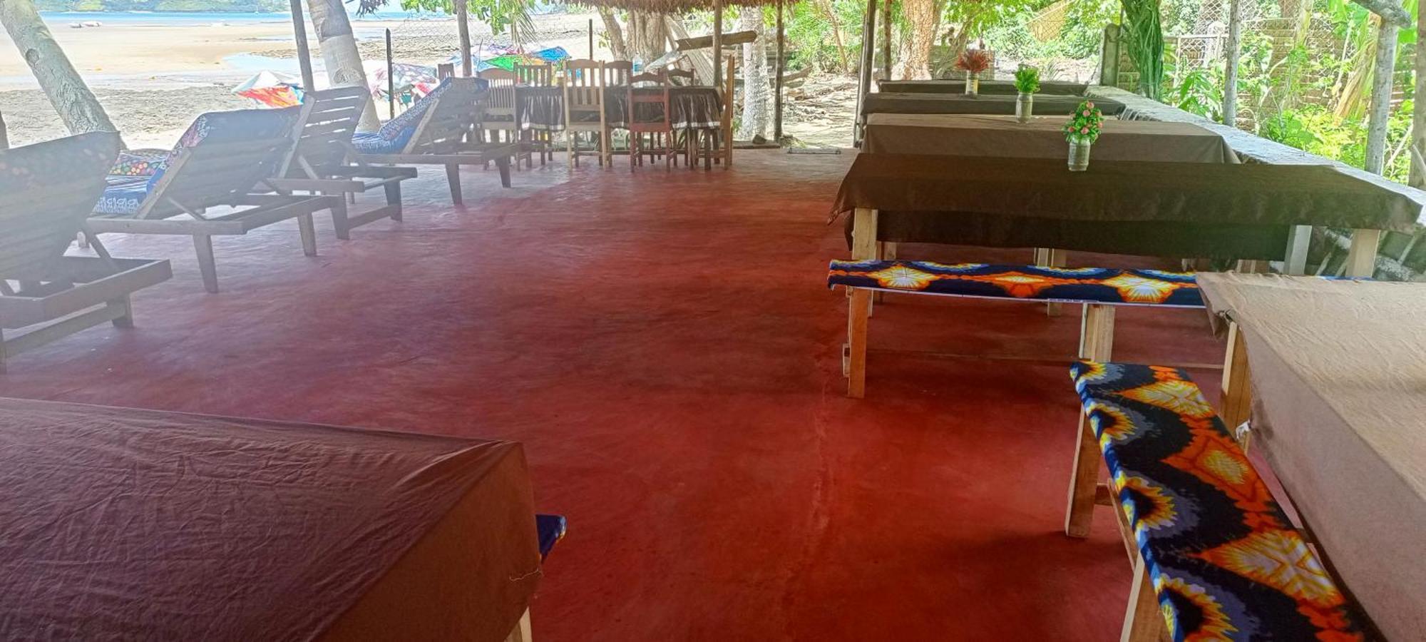 فندق Piscine Bimoko نوسي بي المظهر الخارجي الصورة