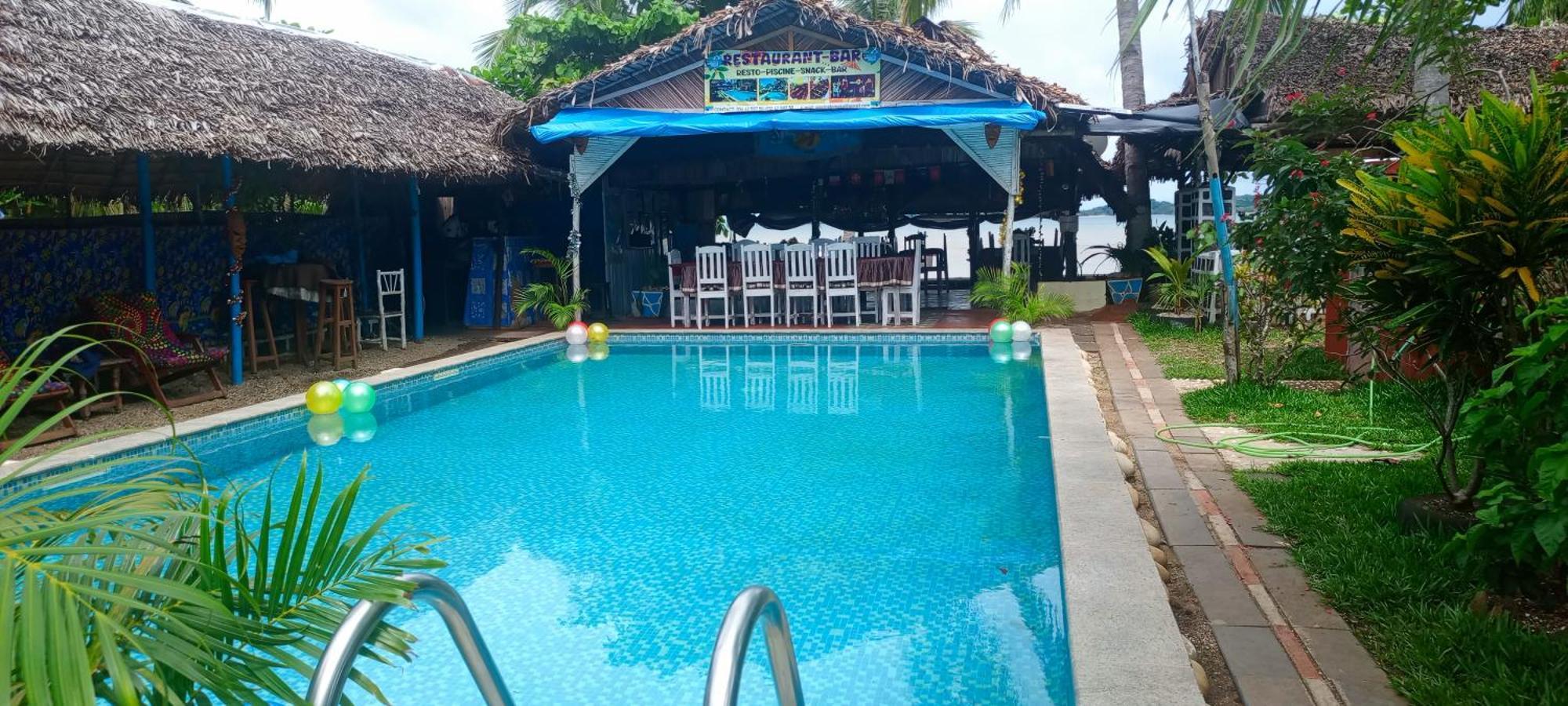فندق Piscine Bimoko نوسي بي المظهر الخارجي الصورة