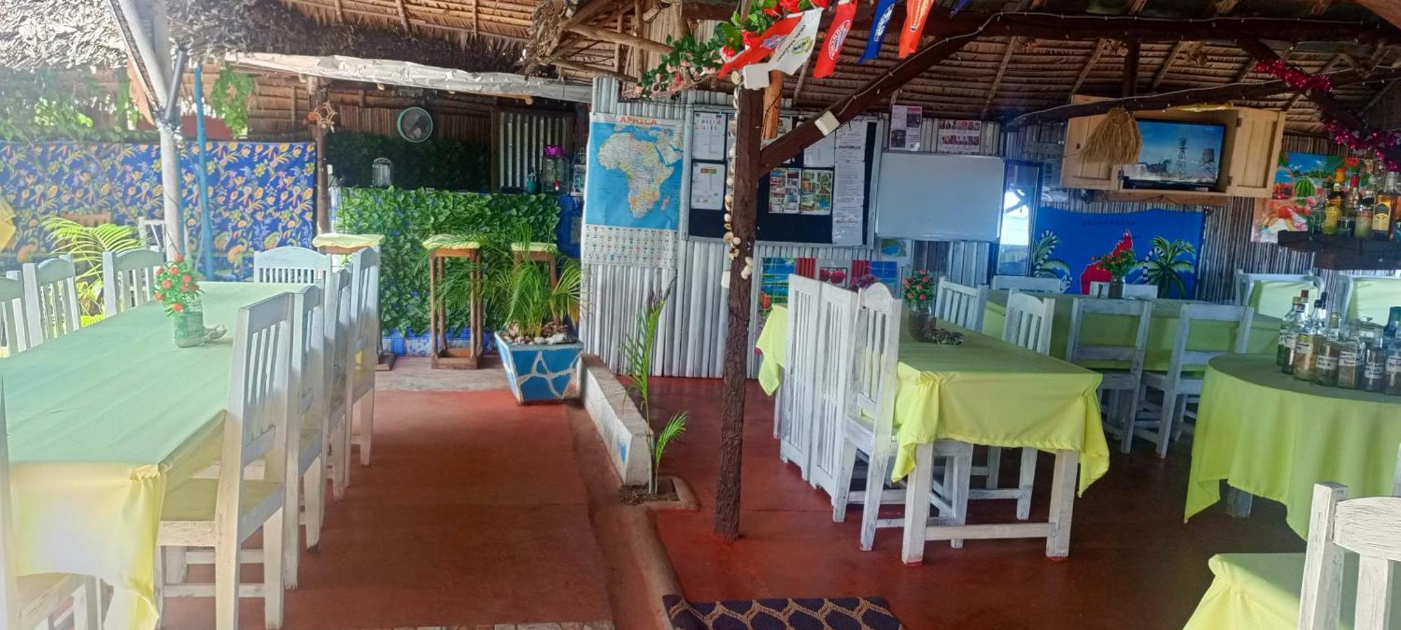 فندق Piscine Bimoko نوسي بي المظهر الخارجي الصورة